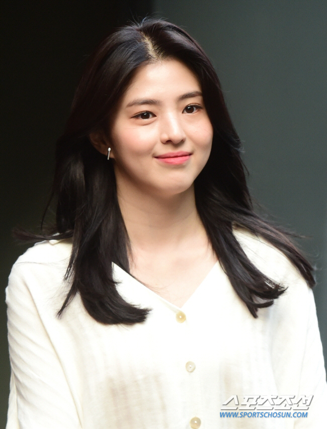 [공식]한소희, 행사장서 고함? 태도 논란에 "인파 사고 우려해서"