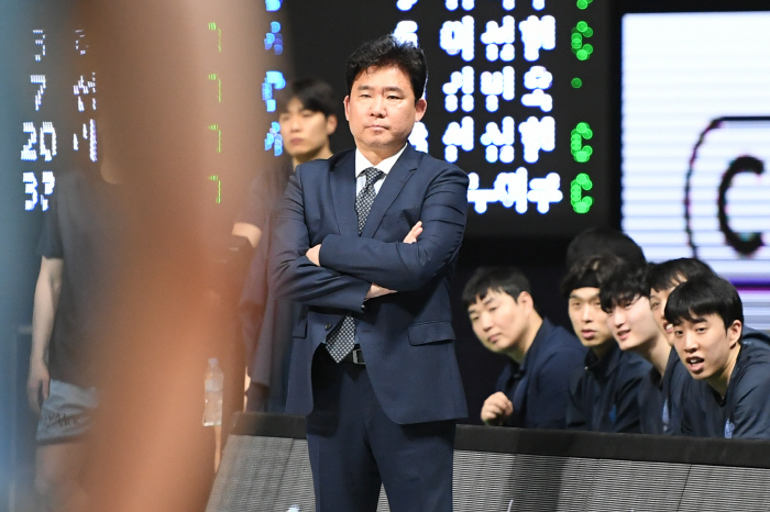 [KBL 현장인터뷰] 김승기 소노 감독 "다시 기본 수비에 충실해야 한다…
