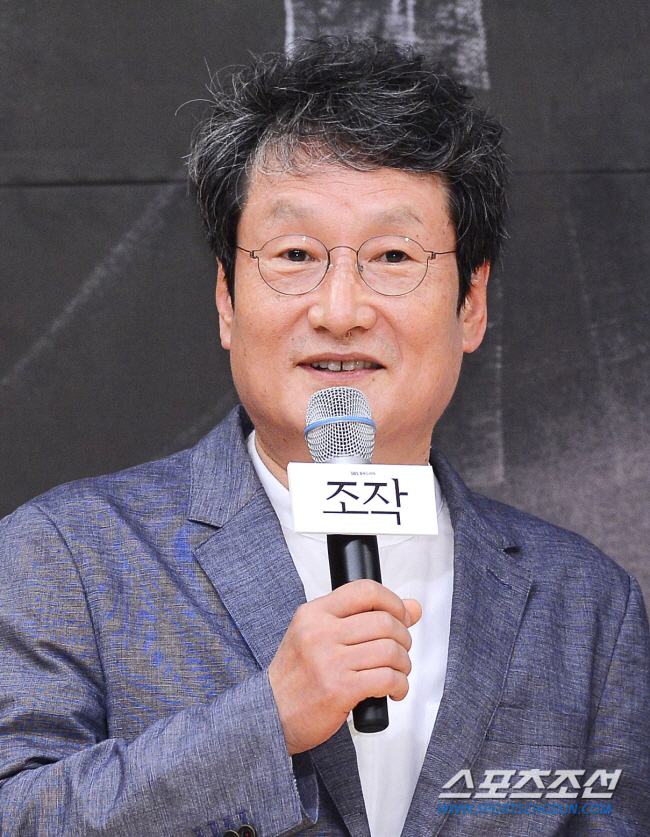 [SC이슈] "제가 지지합니다" 당당하게 정치색 드러내며 서포터로 변신한…
