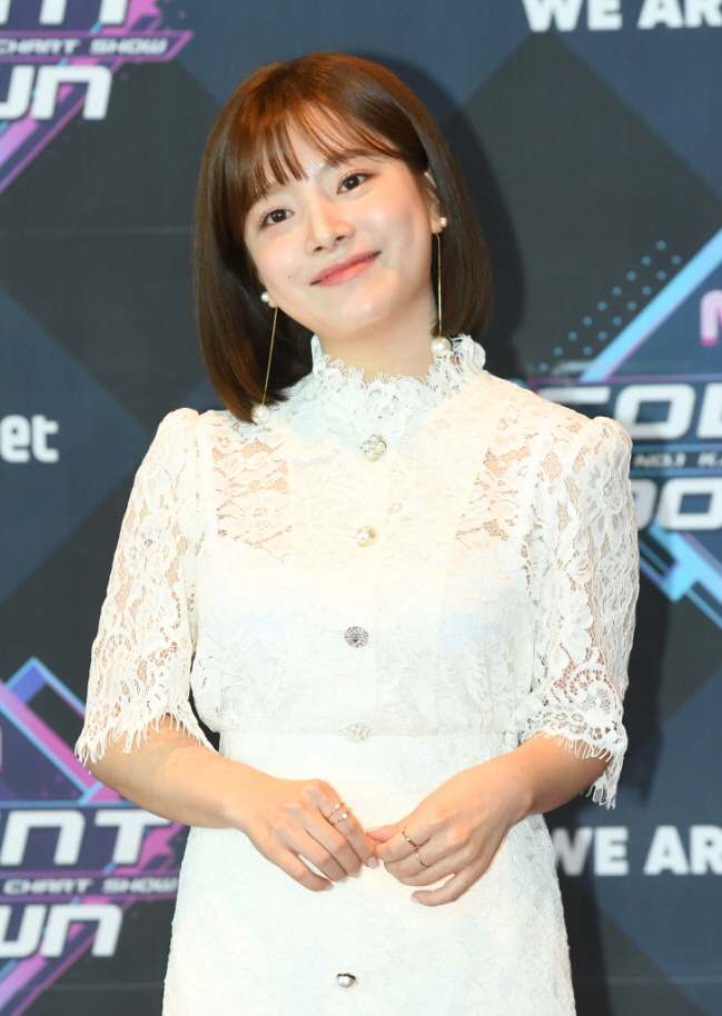 [공식] "이욱과 이혼, 힘 달라던" 벤, 프로필 촬영 현장 공개 하루전…