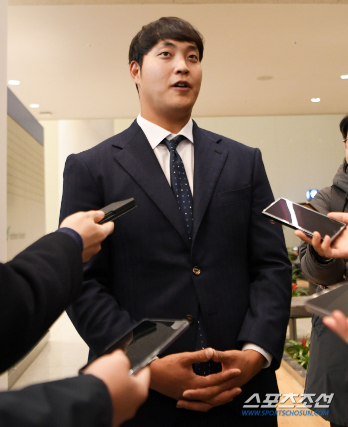 '15kg 감량, 칼날 턱선' 돌아온 조상우 "이미 148km 찍었다. …