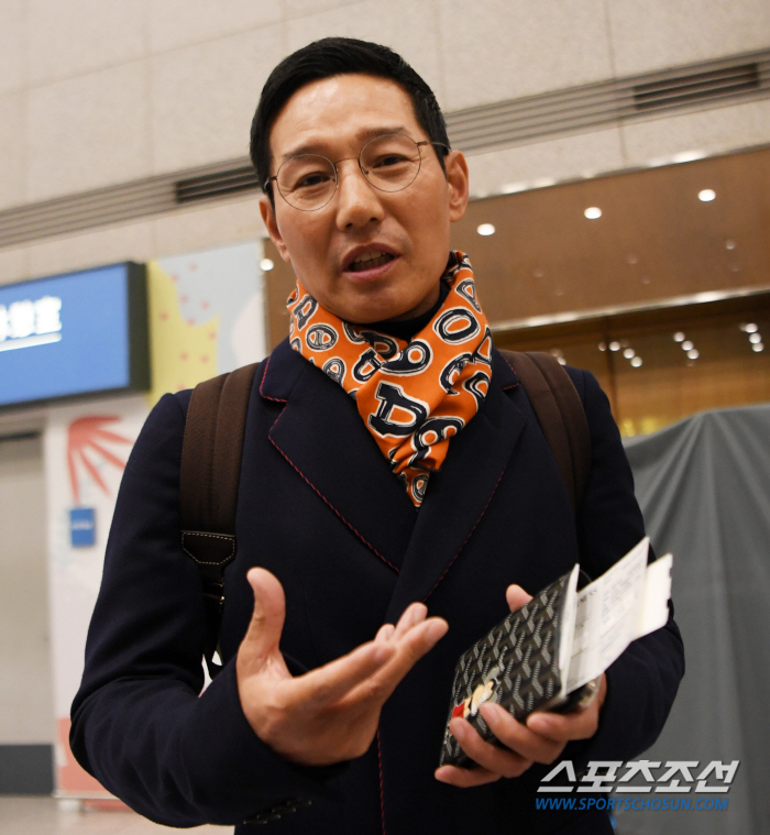 '괴물' 류현진에 염갈량의 개막전 선택은 켈리 아닌 일본 10승 투수. …