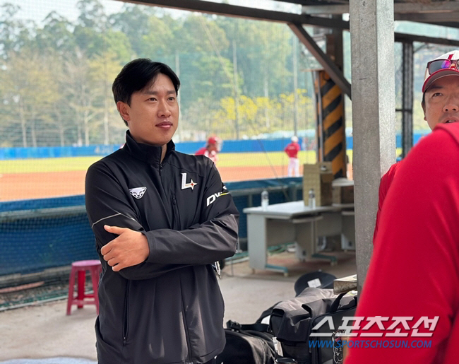 'NC 스윙맨 투수→프런트 변신 모범 사례' 박진우 SSG 2군 매니저 …