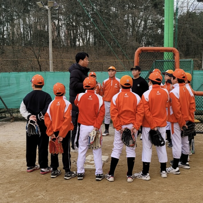 '회비면제' 파격 독립야구단, 지역 꿈나무 위한 재능기부까지 전 방위 활…