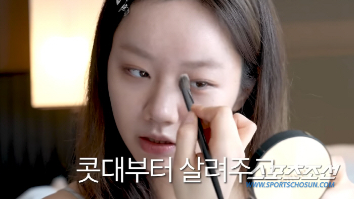 "또 했네 또 했어 그런다". 혜리, 반복되는 '코 성형' 의혹에 "기분…