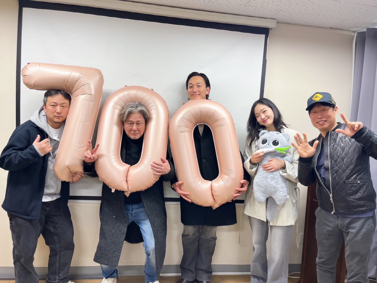 [공식] 끝 모를 흥행..'파묘' 개봉 16일 만에 700만 관객 돌파