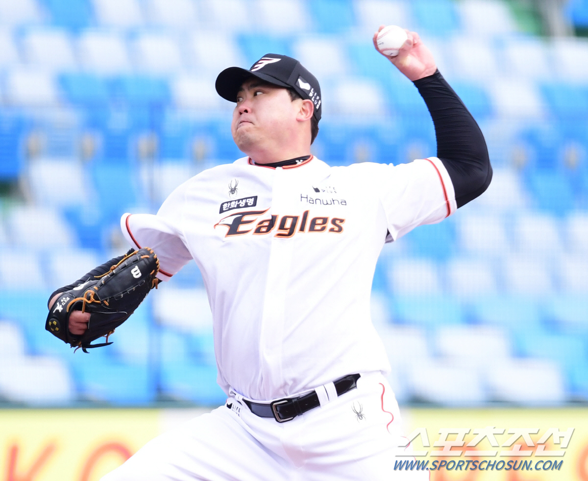 'RYU 등판 예정' 12일에 비 소식이 있던데…"다 바꿔야 하는데" 한…