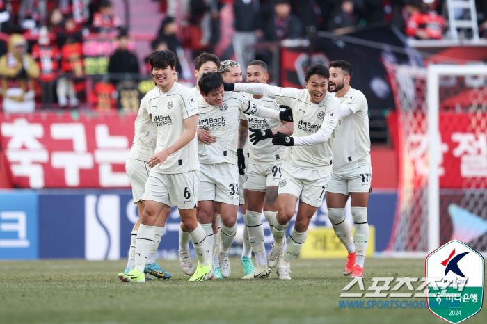 '김인성 역전골'포항,대구에 3대1승...박태하 감독 데뷔승[K리그1 리뷰]