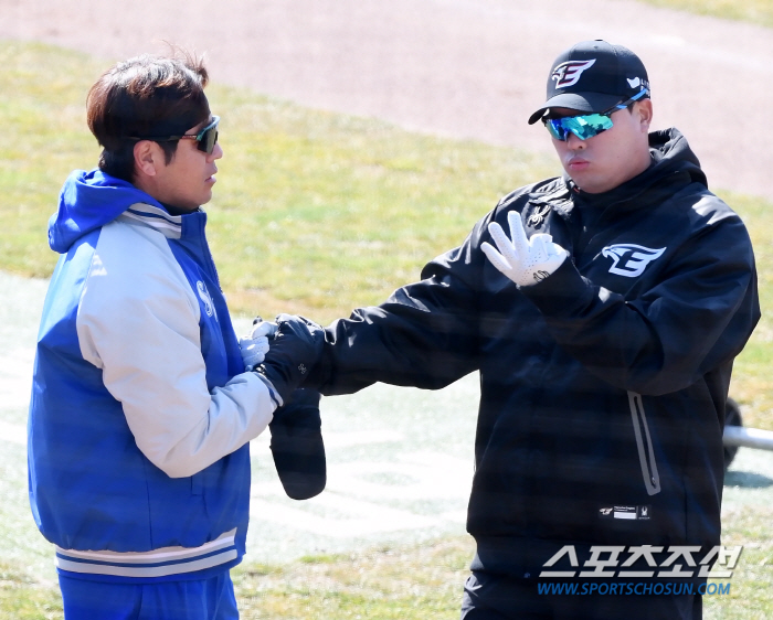 철들지 않는 류현진...나이도 먹을 만큼 먹었고, 큰물에서 놀았는데도 […