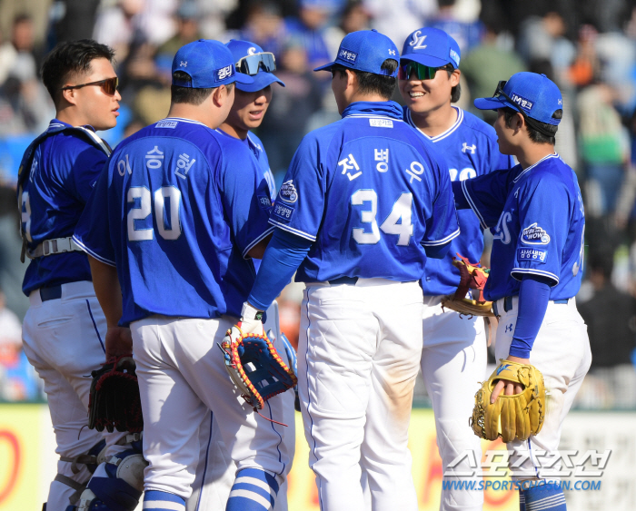 '6득점 1실점'완벽 설욕…"점수 올렸지만" 사령탑 눈에 밟힌 11잔루