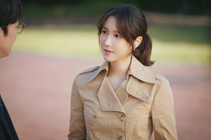 [인터뷰③] 이지아 "강기영과 첫 ♥ 호흡? 일부러 기강 좀 잡았다" (…
