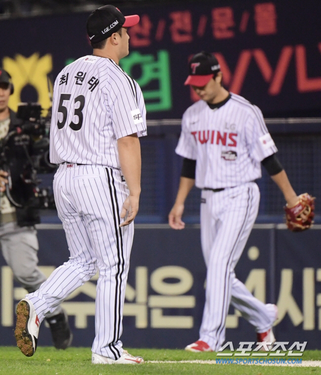 "타선 좋아 점수를 줘도 된다." 안일했던 생각이 낳은 한국시리즈 참혹한…