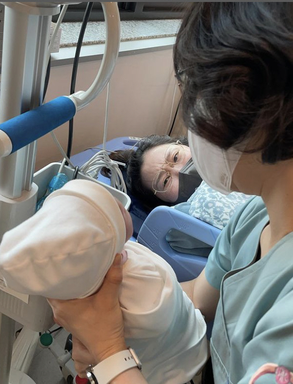 박슬기, 둘째 딸 출산 소감 "제왕절개라 태어나자마자 얼굴 봐"