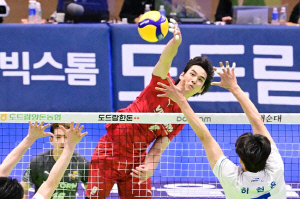 '임성진 개인 최다 26득점 폭발!' 한국전력, 시즌 홈 최종전에서 삼성화재 완파[수원 리뷰]