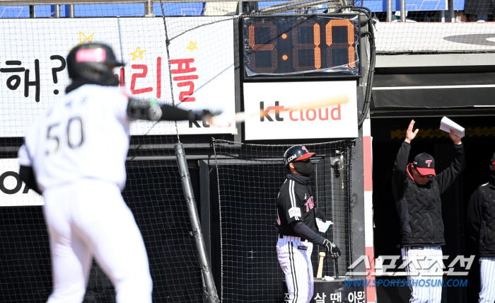 ABS-피치클락, 선수들은 "일단 지켜보자"…KBO 실행위의 결정은[SC…