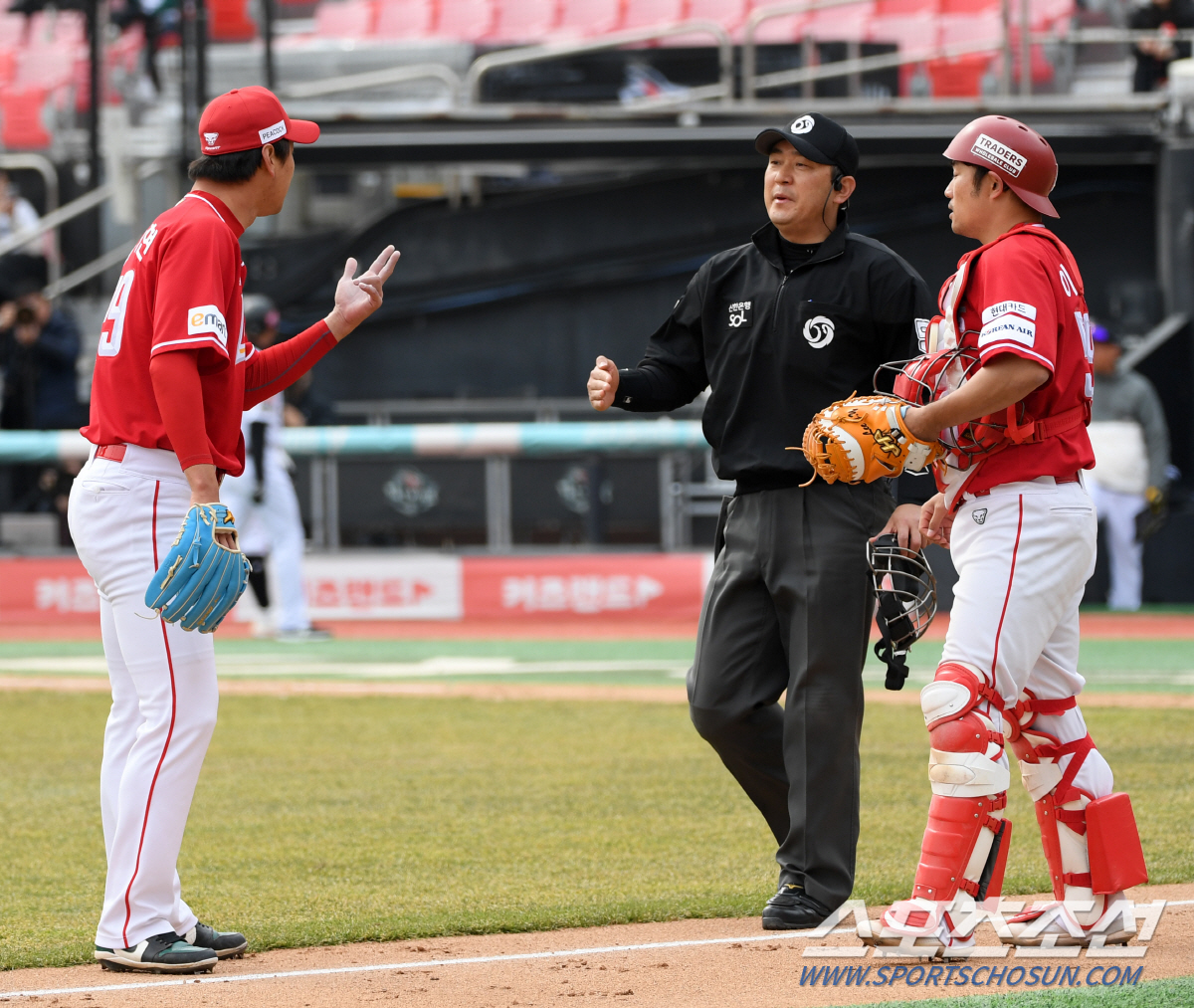 ABS-피치클락, 선수들은 "일단 지켜보자"…KBO 실행위의 결정은[SC…