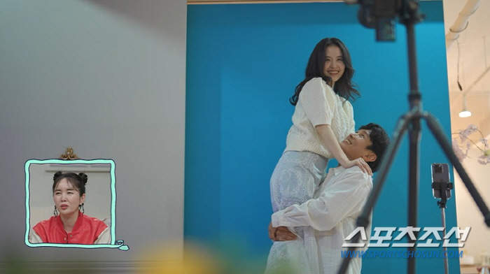 '100일' 김동완♥서윤아, 커플링→스킨십까지…이러고 헤어지면 시청자들 …