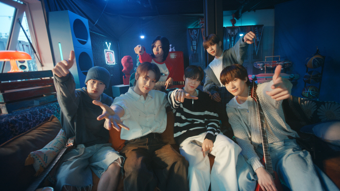 라이즈, 우리은행 모델 발탁