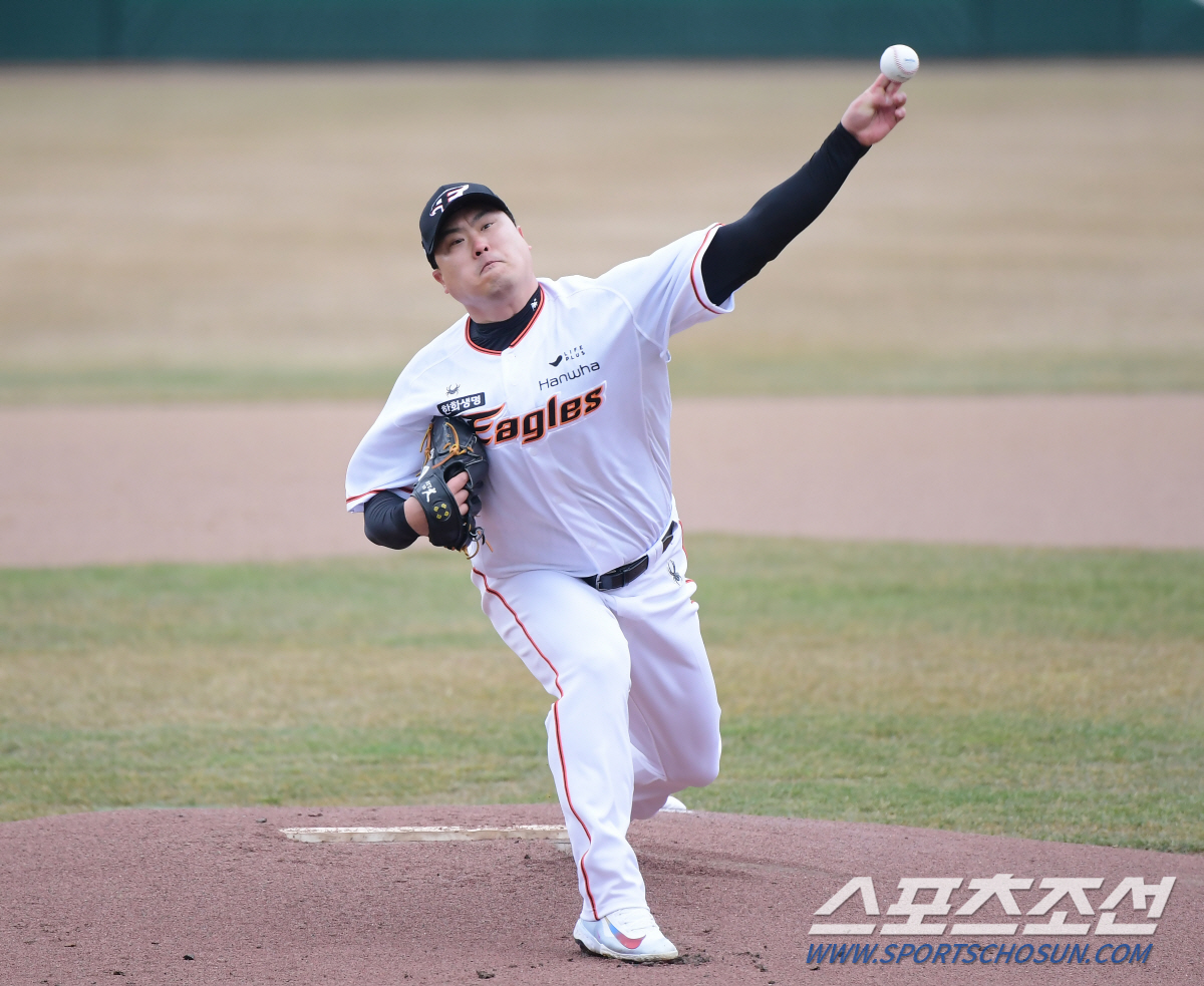 한승혁도 155㎞ 부활했다…RYU 가세한 선발만 최고? "불펜 누구 뺄지…