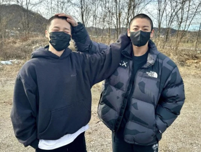 [종합] "밥도 잘해"…방탄소년단 정국, 취사병 됐나? 야무진 軍 근황