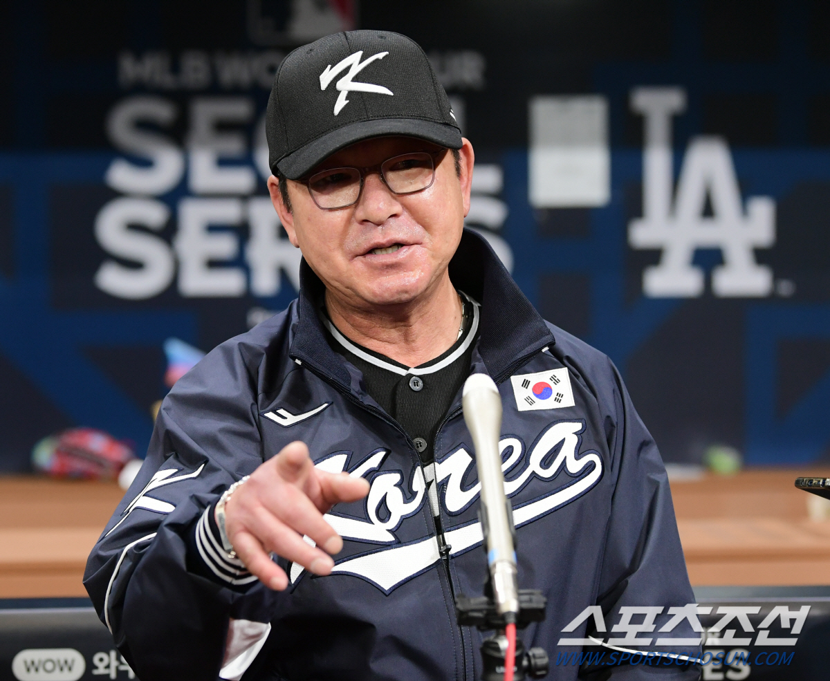 류중일 감독이 꼽은 SD전 키플레이어 "4번 노시환을 지켜보라" [고척 …