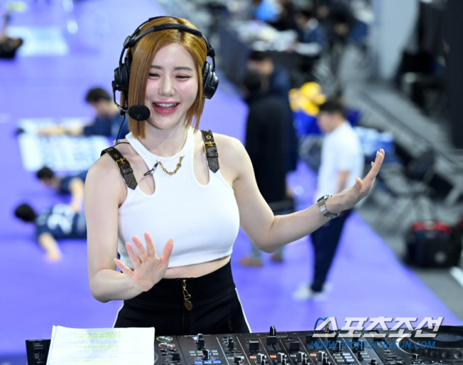 DJ소다 '성추행 사건' 연상 AV 등장...용서·기부까지 했는데 또 상…