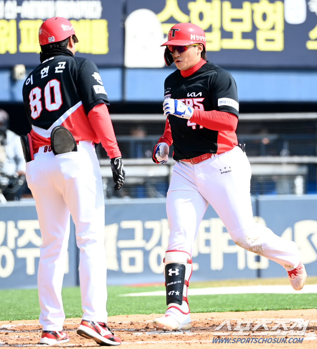 충격! KIA 캡틴 나성범 햄스트링 부분 손상 2주 진단…개막전 출격 불…
