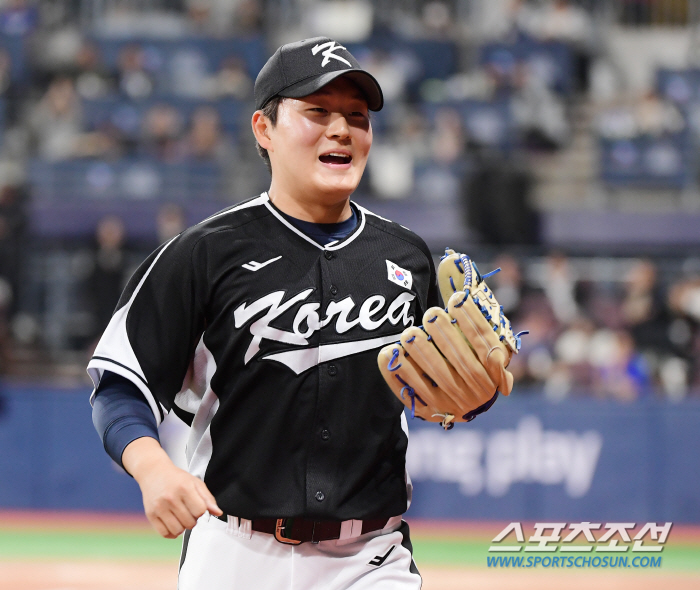 LAD 친선전에서 151km '괴물' 발견. 류중일, 로버츠 감독 동시 …