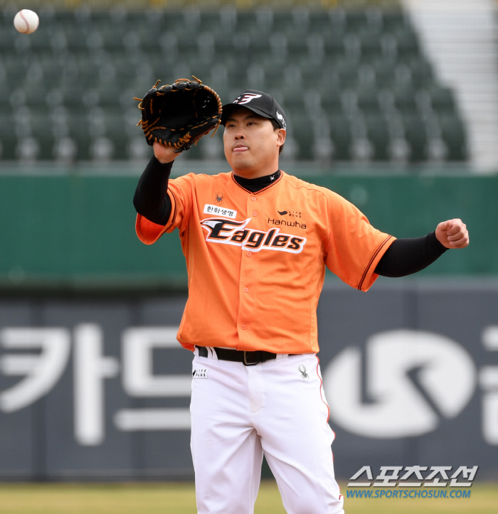 "프리미어12 뛰고 싶다" RYU, 그런데 자리가 없을 것 같다...실력…
