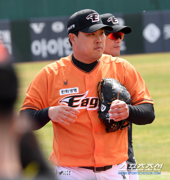 "류현진, 지금까지 중 가장 안 좋았다"…그런데 사령탑 믿음은 더 커졌다…