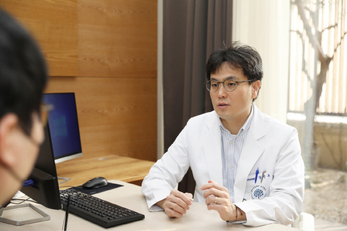 우울증 환자 100만명 속 '스프링피크'…그들의 봄은 잔인했다