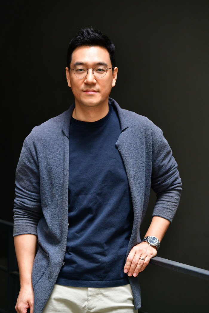[단독]'정글의 법칙' 민선홍 PD, SBS·디즈니+ 떠나 티빙에 새 둥…