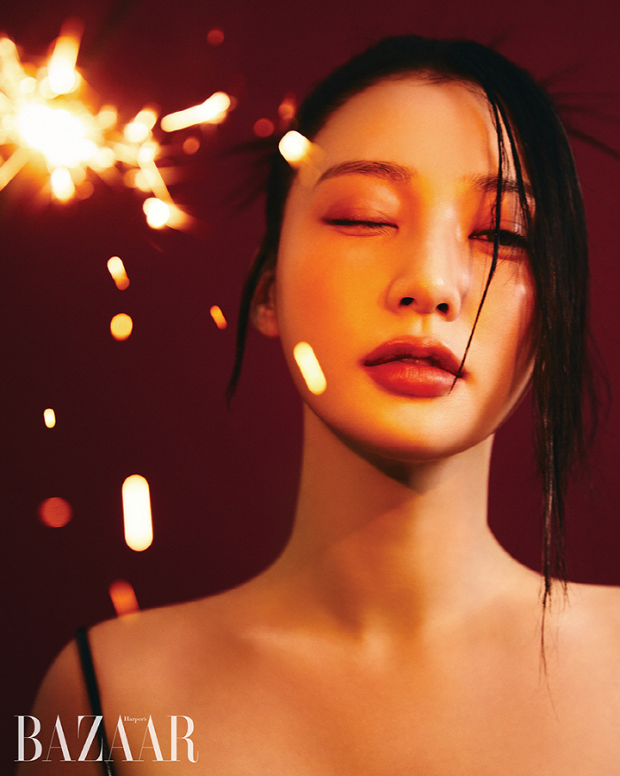송하윤 "'와 씨…' 미친 듯이 몰입해, 생각할 틈도 없이 읊조렸다" […