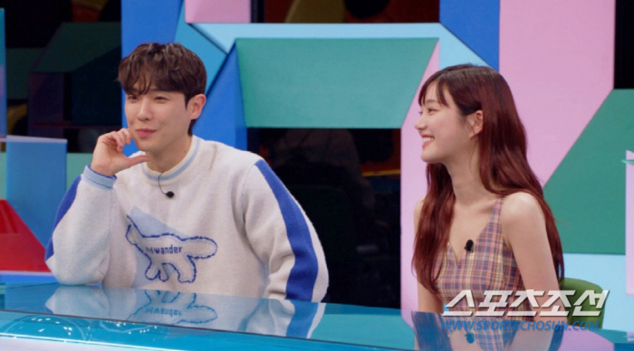 이유비, '이승기♥이다인' 결혼식 때 '민폐 하객룩'으로 논란…반전 비하…