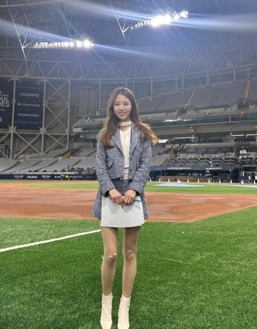 '류현진♥' 배지현, 애 둘 낳고도 군살無 몸매…173cm 완벽 비율