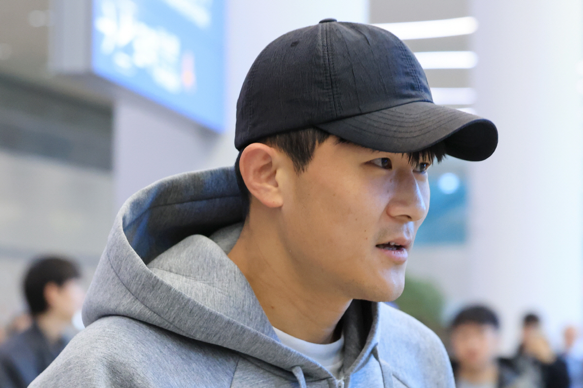김민재 걱정은 하는 게 아니라지만… '굶주린 괴물', 태국 상대로 한 푼…