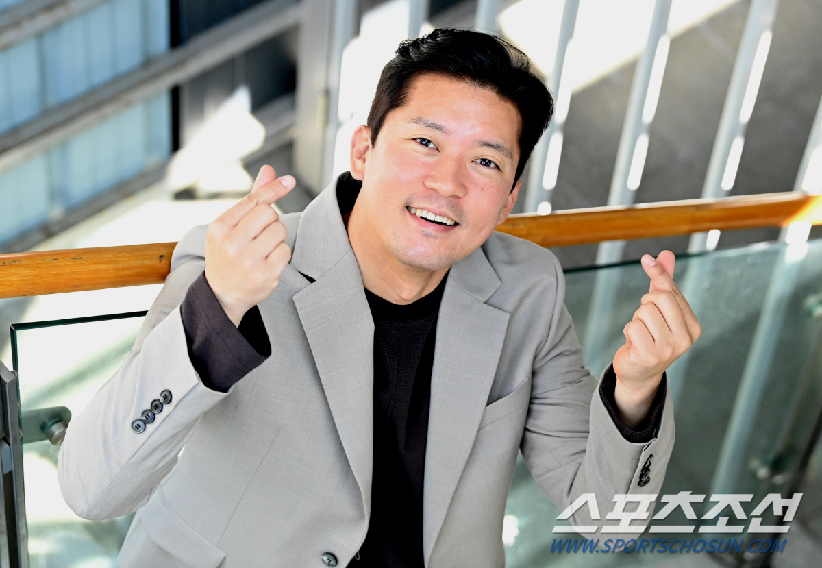[창간 인터뷰] "퇴사? 매일 생각하죠"…김대호 아나운서, 현실 공감 '…