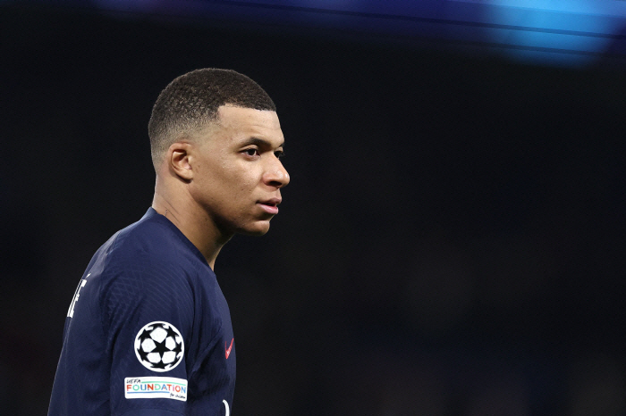 ‘PSG 단장님’ 음바페 파격 대우는 실재했다...'이강인 10배급' 헉…