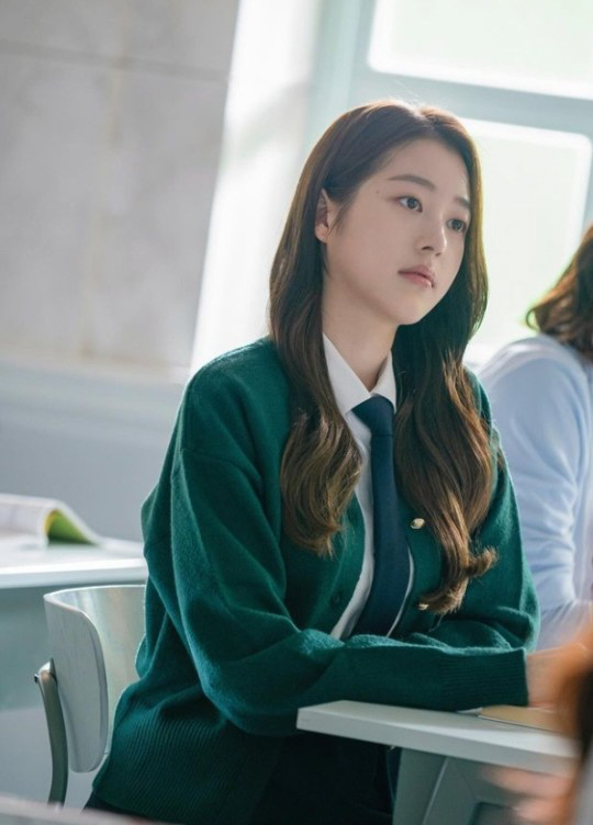 "Hola! Da A"…장다아, 개인계정 개설 하루만에 6만 팔로워↑ 관…