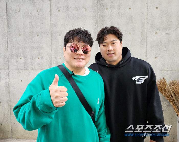 함께 땀 흘린 이글스 23번과 52번이 기다린다…"(류)현진아, 다음은 …