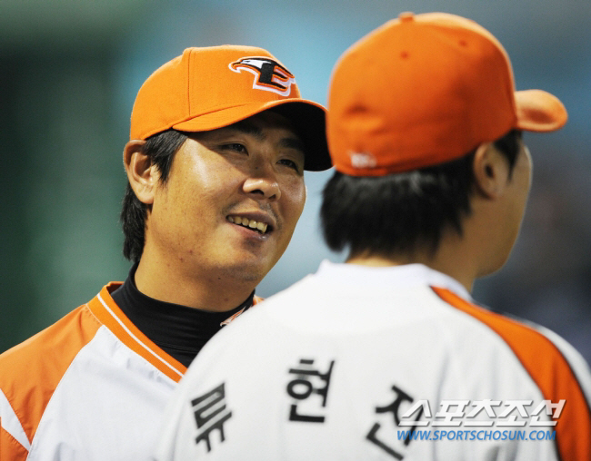 함께 땀 흘린 이글스 23번과 52번이 기다린다…"(류)현진아, 다음은 …
