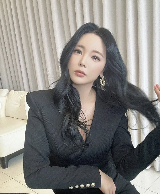 홍진영, '35억 건물주' 된 이유 "공연 끝나고 다음 스케줄..고속도로…