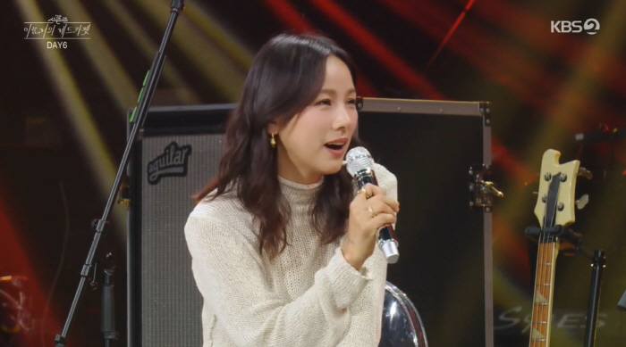 '레드카펫' 이효리 눈물 "무지개 다리 건넌 반려견...'예뻤어'로 위로…
