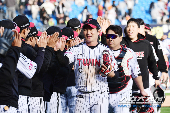 총 제작 비용 5억원↑, 영구 결번까지 챙겼다…29개 루비로 담은 '한풀…