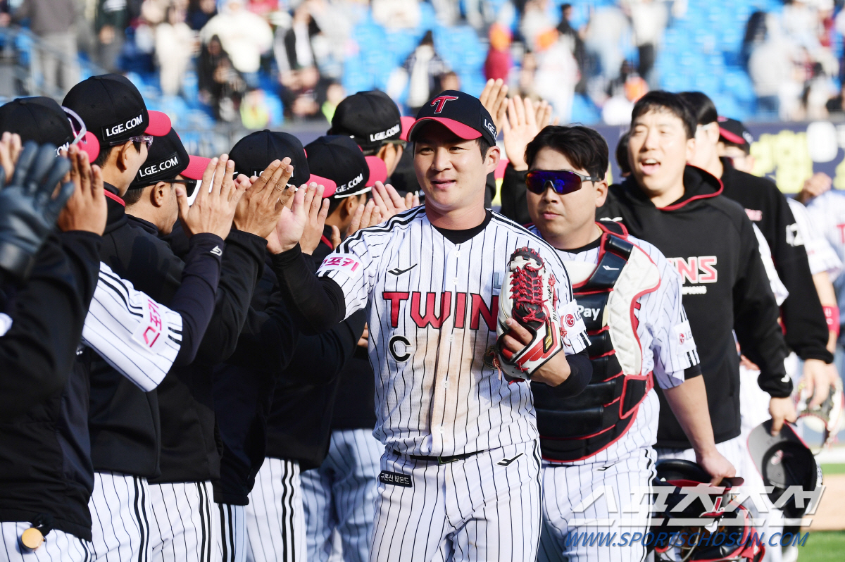 총 제작 비용 5억원↑, 영구 결번까지 챙겼다…29개 루비로 담은 '한풀…