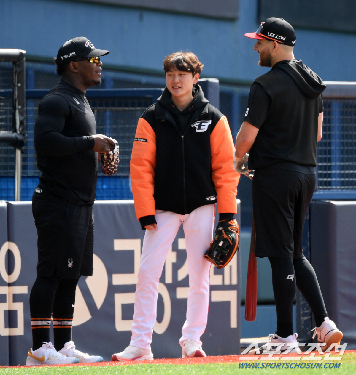 'K문화 완벽 적응' 2년 차 선배 오스틴 덕담에 해맑게 웃은 페라자