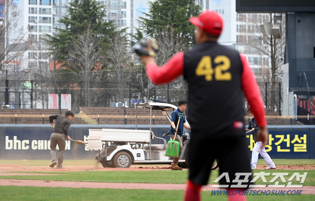 '왜 하필 오늘…' 야속한 비, 광주 키움-KIA전 우천 취소[광주 현장…