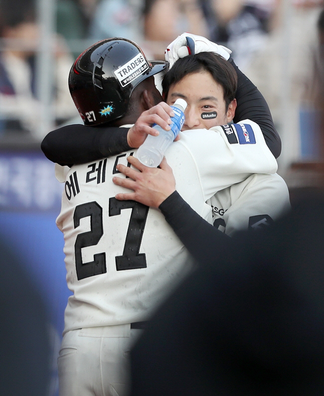 '안믿기는 실책→동점 악몽' 죄인의 심경이었다 "뭐든 해주고 싶어요"[인…