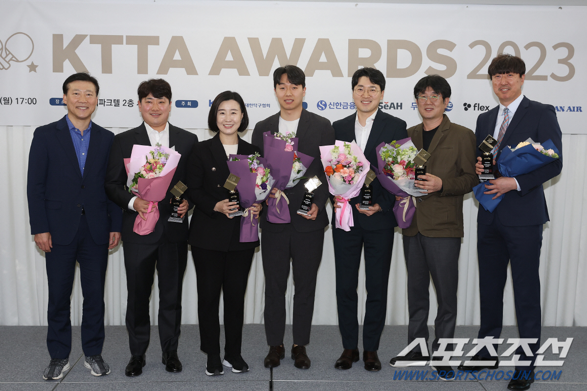 "영광스러운 상,더좋은 모습 보여드릴게요" '세계7위'신유빈,KTTA최우…