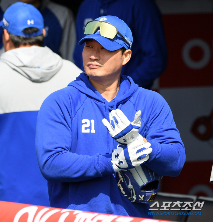 "그런 시선, 너무 싫다" 3대1 경쟁 뚫고 지켜낸 마무리, 그의 경쟁자…